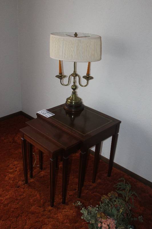 lot 239 image: Lot of Furniture Including 3-End Tables 1-Lamp