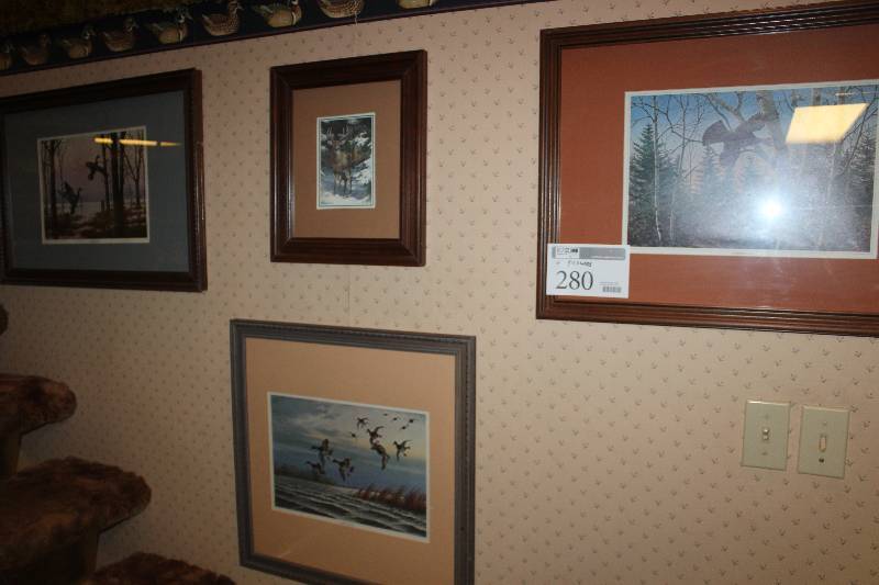 lot 280 image: Lot of (4) Framed Wall Art