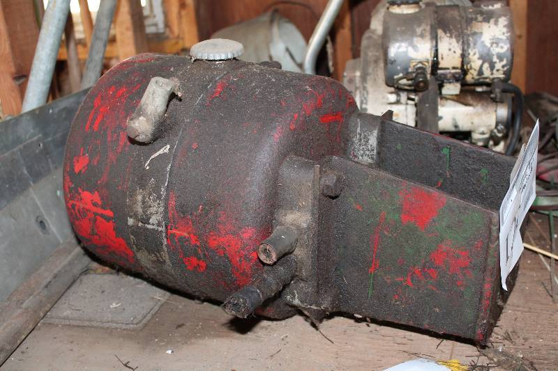 lot 121 image: Hydraulic Pump