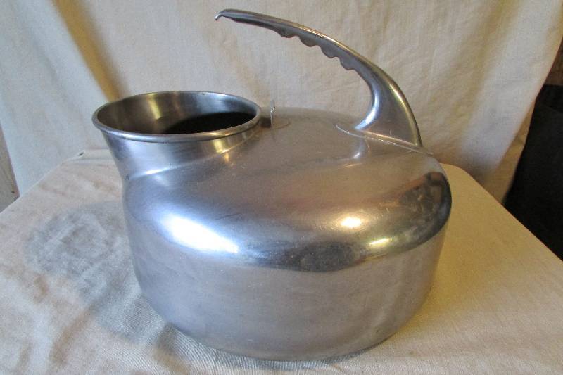 lot 35 image: Stainless Steel Milker Can
