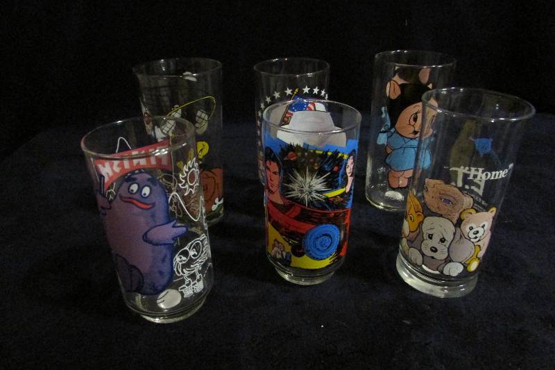 lot 50 image: Assorted Fast Food Glasses