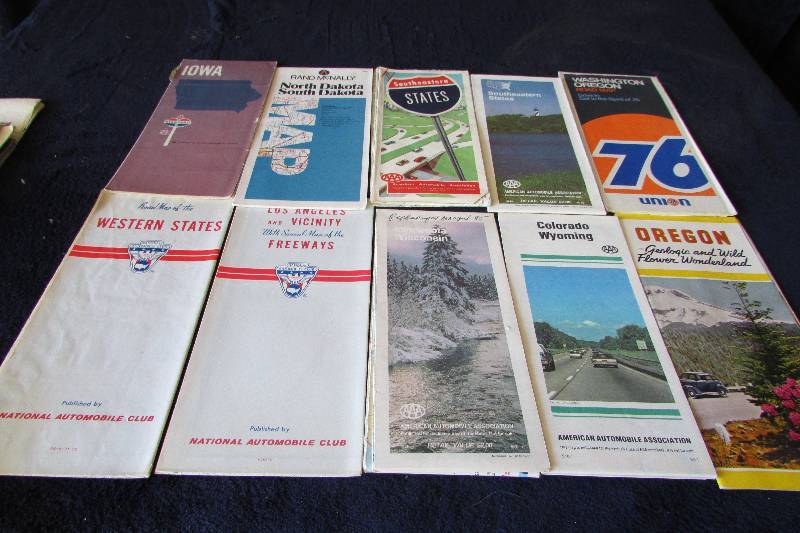 lot 62 image: Vintage Maps - 10