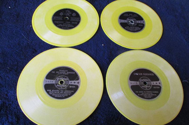 lot 69 image: 4 - Childrens Vintage 78s