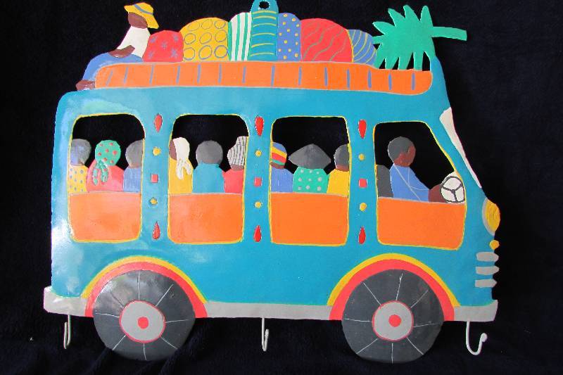 lot 75 image: Childrens Room Dcor with Hooks