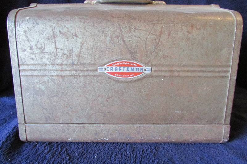 lot 101 image: Vintage Craftsman ToolSaw Box