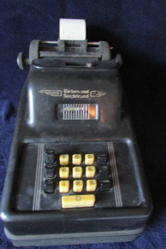 lot 143 image: Antique Adding Machine
