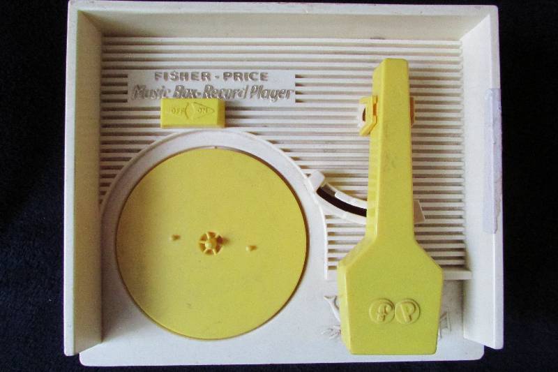 lot 147 image: Fisher Price