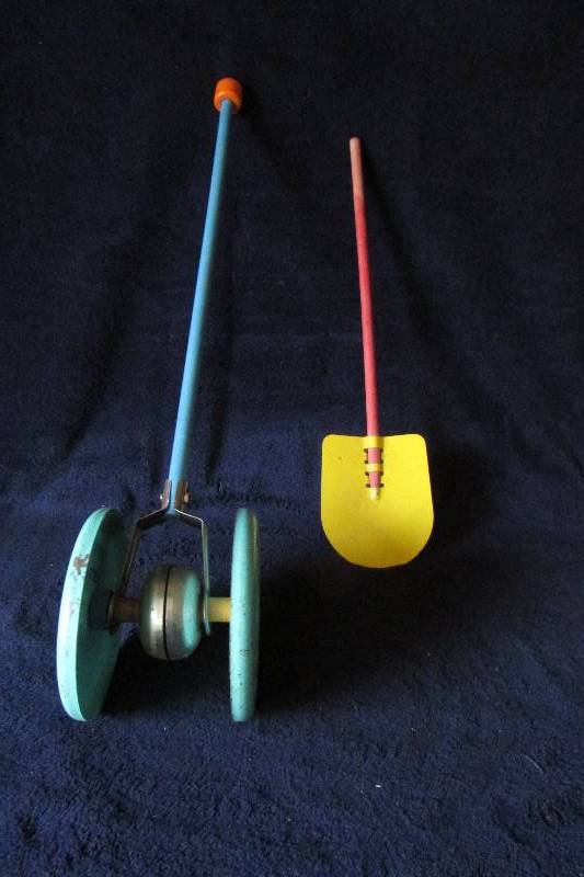 lot 149 image: Vintage Toys