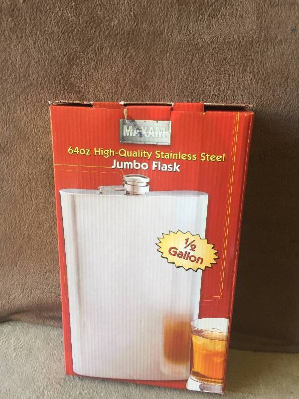 lot 73 image: 12 Gallon 64oz Jumbo Flask  New with Leather Cover