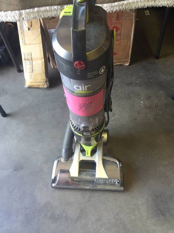 lot 78 image: Hoover Air Vacuum Used tested works