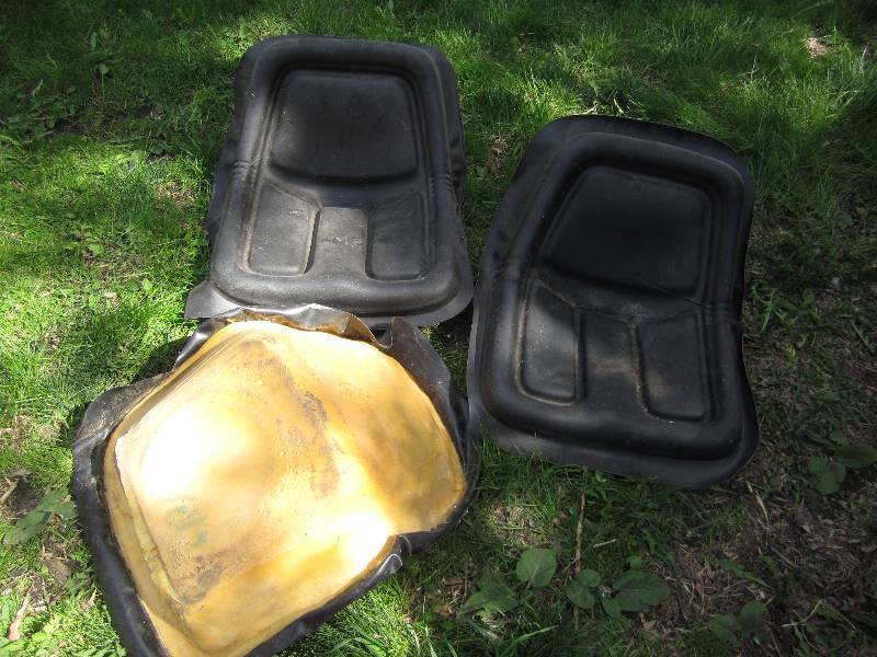 lot 106 image: 3 seat cushions...