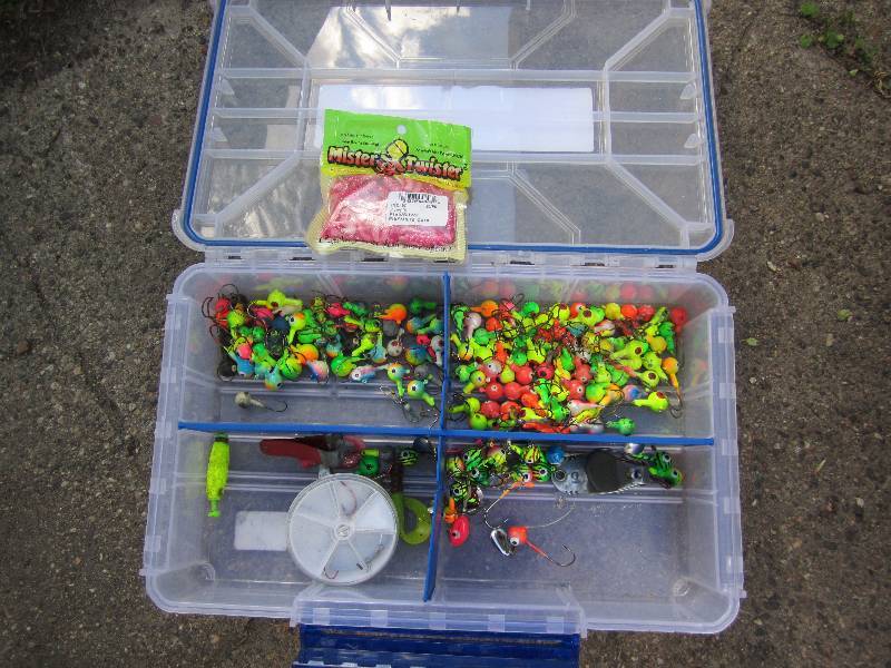lot 123 image: Flambeau waterproof box with assort...