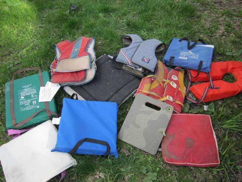 lot 153 image: Lot of flotation devices...