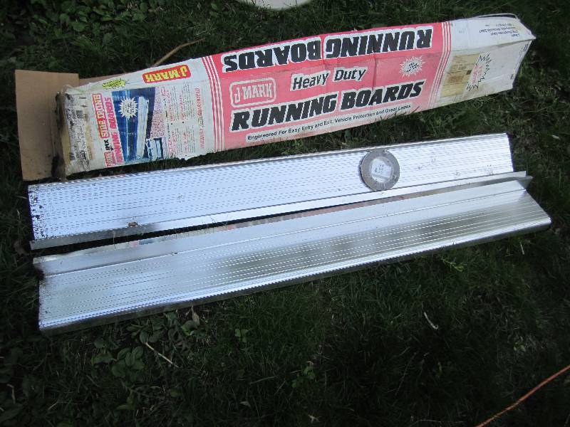 lot 191 image: J Mark heavy duty running boards  n...