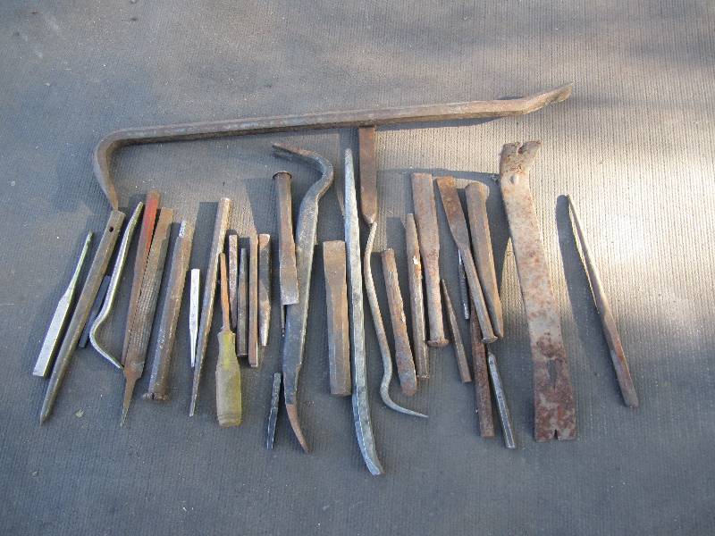 lot 227 image: Lot of pry bars chisels and more...