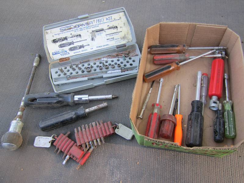 lot 248 image: Lot of nut and star drivers...