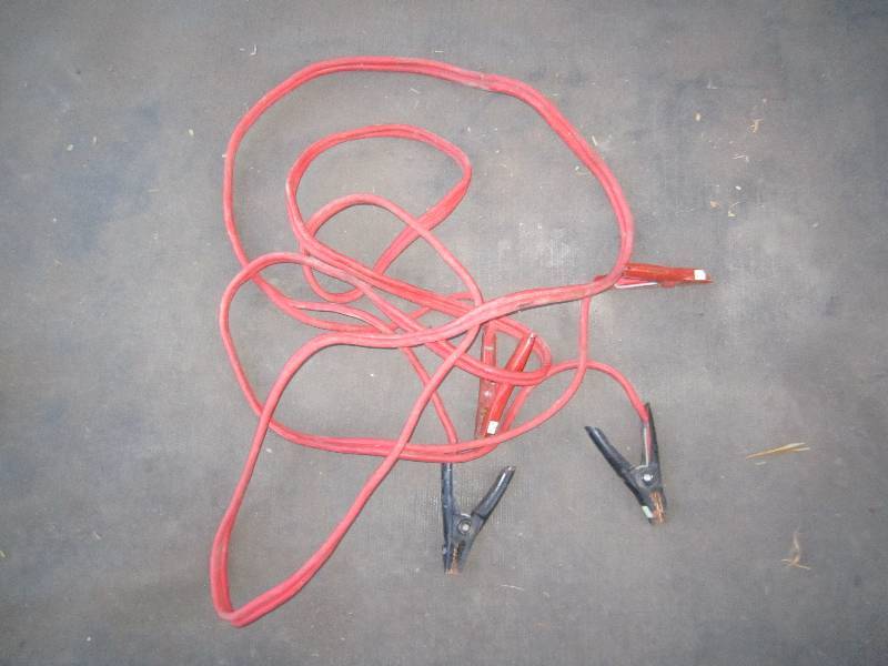lot 279 image: Long jumper cables ...