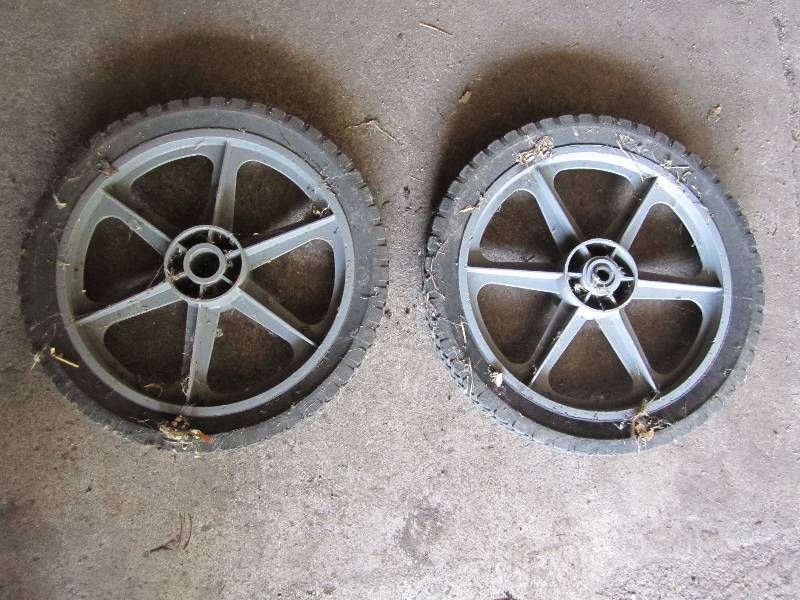 lot 299 image: 2 plastic wheels...