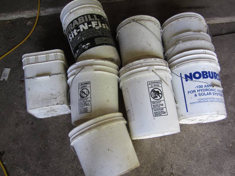 lot 364 image: Lot of plastic buckets...