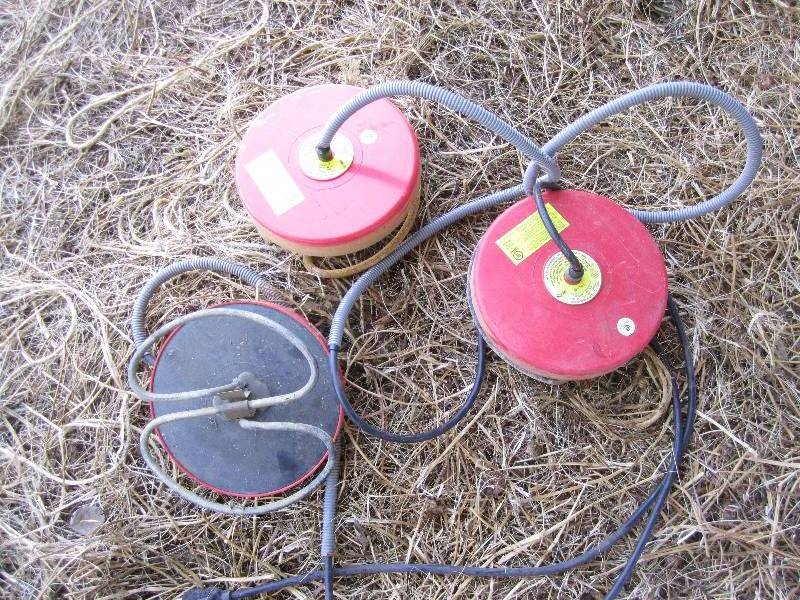 lot 417 image: 3 Stock tank heaters...