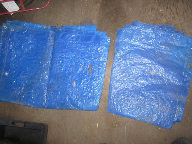 lot 435 image: 2 Tarps...