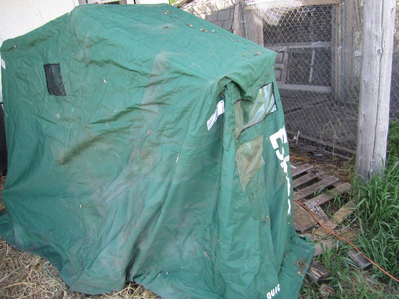 lot 443 image: Eskimo portable ice fishing house, ...