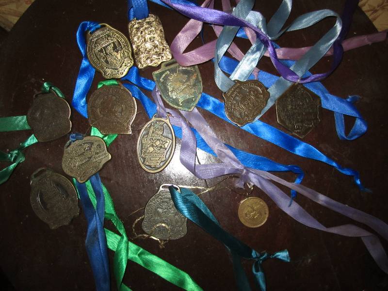lot 29 image: Lot of Renaissance Festival medals...