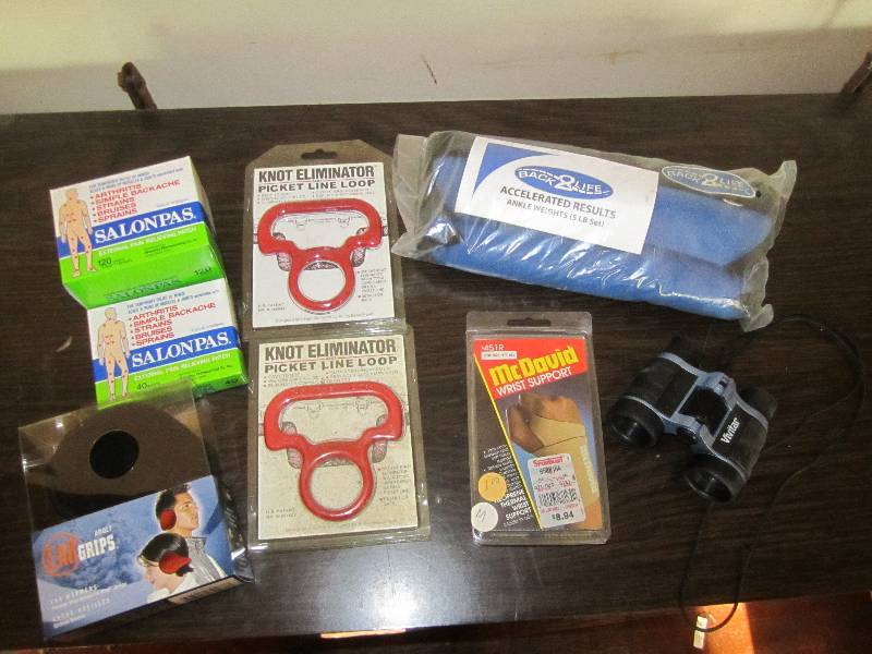 lot 468 image: Lot of sports and exercize equipmen...