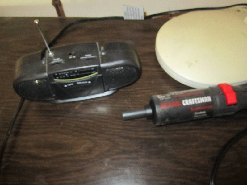 lot 470 image: Craftsman screwdriver, no charger, ...