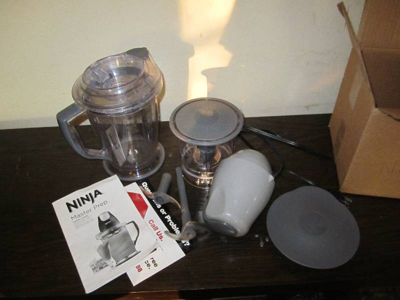 lot 496 image: Ninja food processor...