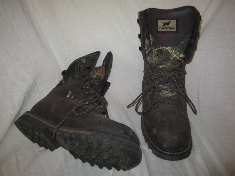 lot 633 image: Irish Setter insulated size 9 boota...