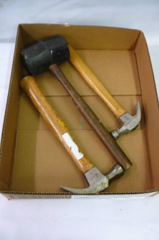 LOT OF HAMMERS