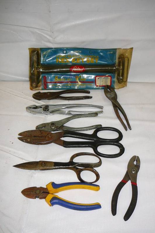 HEX KEY SET, PLIERS, & SNIPS