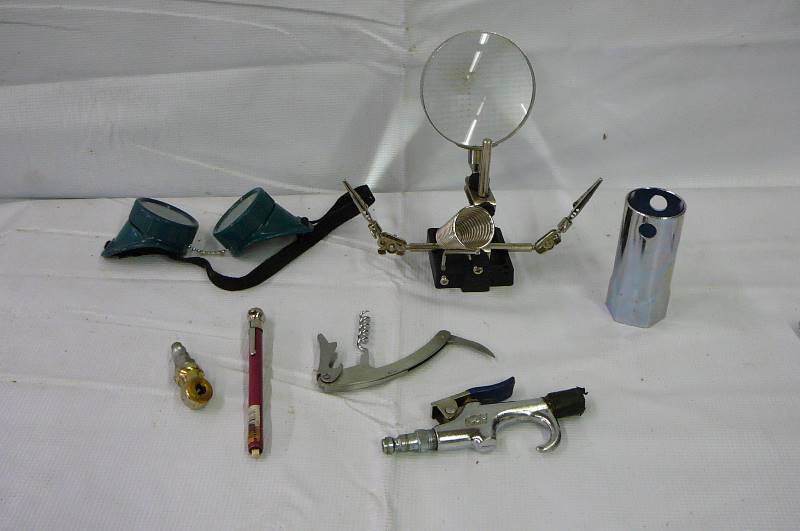 LOT OF MISCELLANEOUS TOOLS