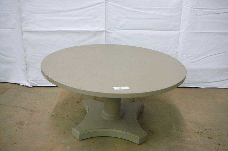 lot 2 image: WOOD TABLE