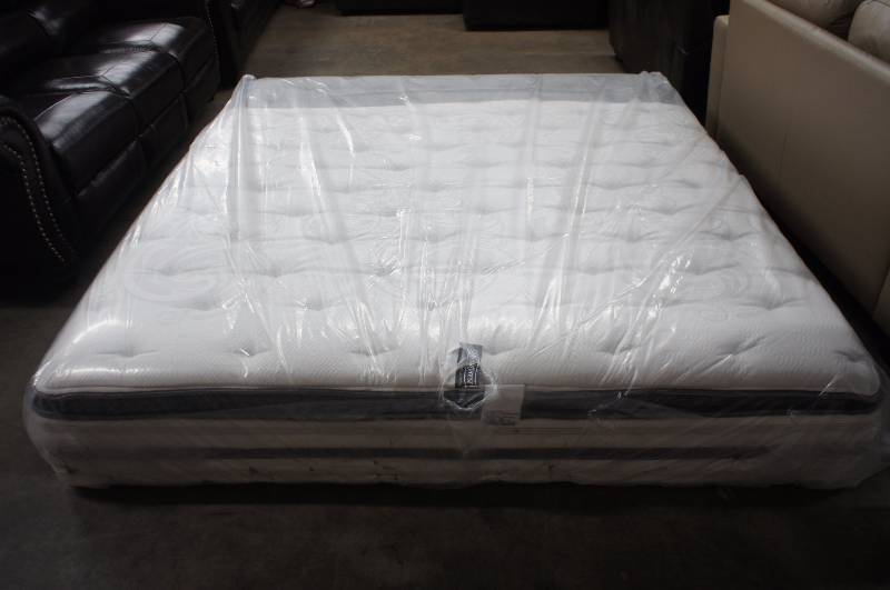 vanderbilt pillow top mattress