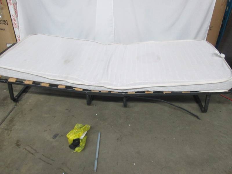 Luxor Deluxe Folding Rollaway Bed