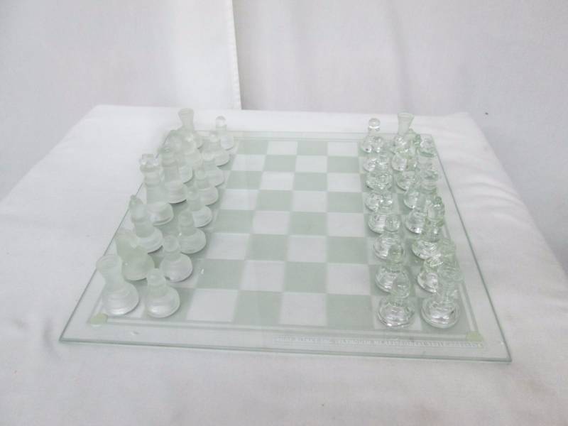 Ideal Glass Chess Set