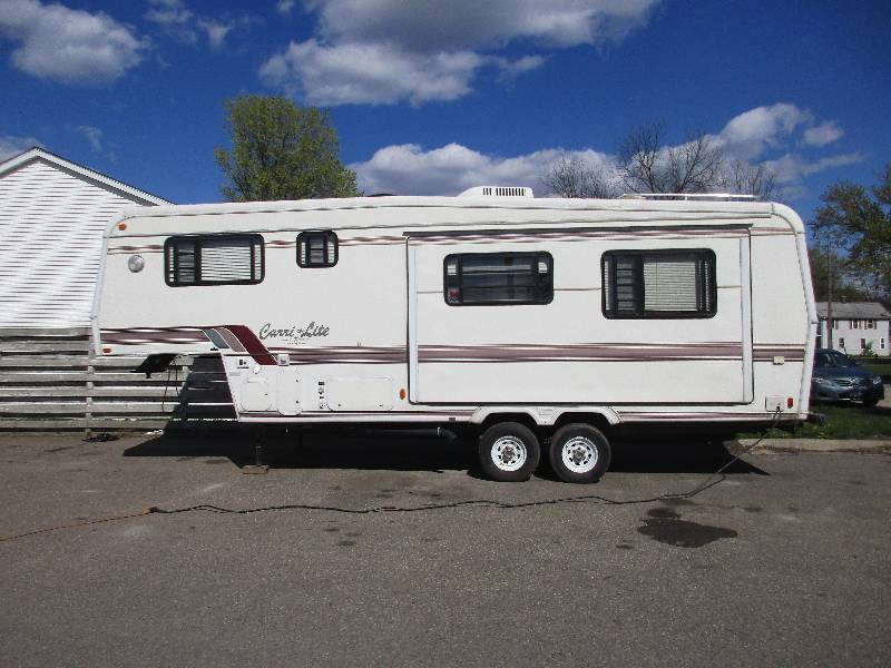 Fifth Wheel Camper