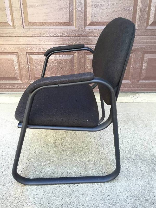 lot 11 image: Office Reception Ergonomic Sled Base Guest Lounge Chair with Padded Arms Home Office Seating Side Chair - Super Condition Retails New $125.00 Chair #11 -24x24x33