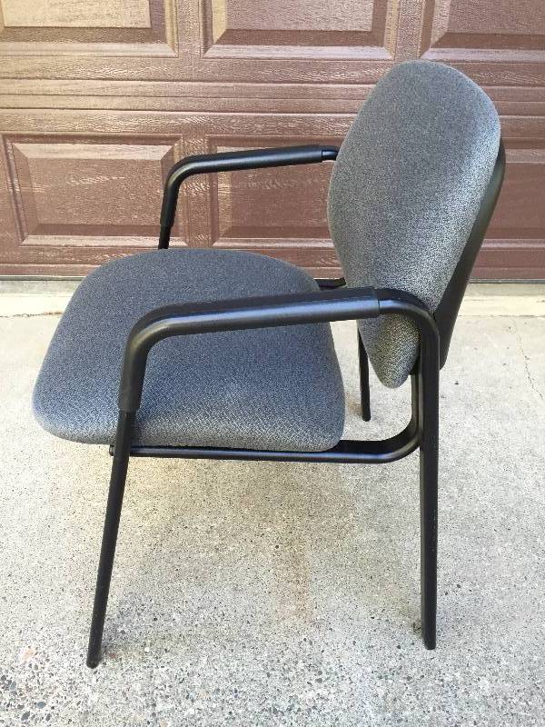 lot 2 image: HON Solutions Seating 4000 Series Office Reception Guest Chair HON Home Office Side Chair #2 NICE Condtion Retails For $150.00 New 23x24x33