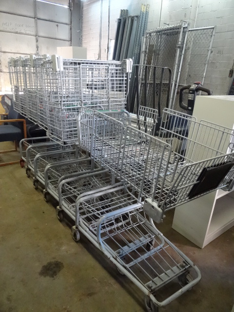 lot 23 image: Carts