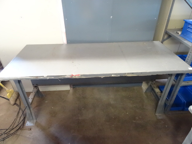 lot 43 image: Work Table