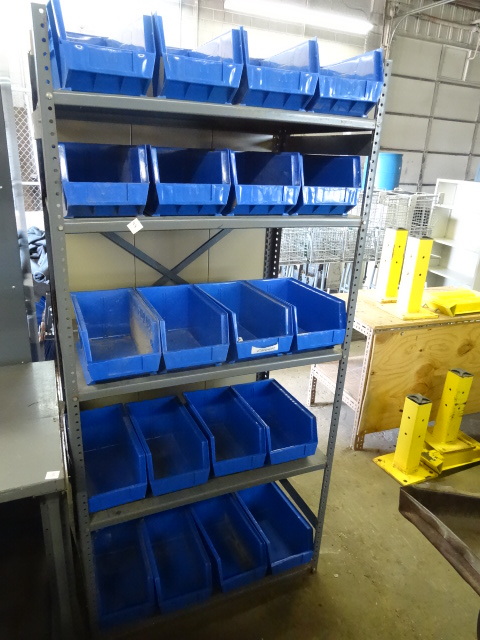 lot 44 image: Shelving Unit