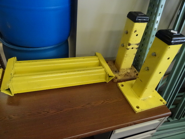 lot 51 image: Saf T Rail