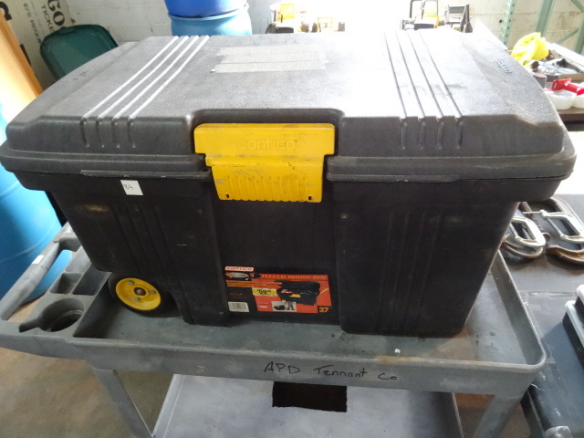 lot 84 image: Work Bin