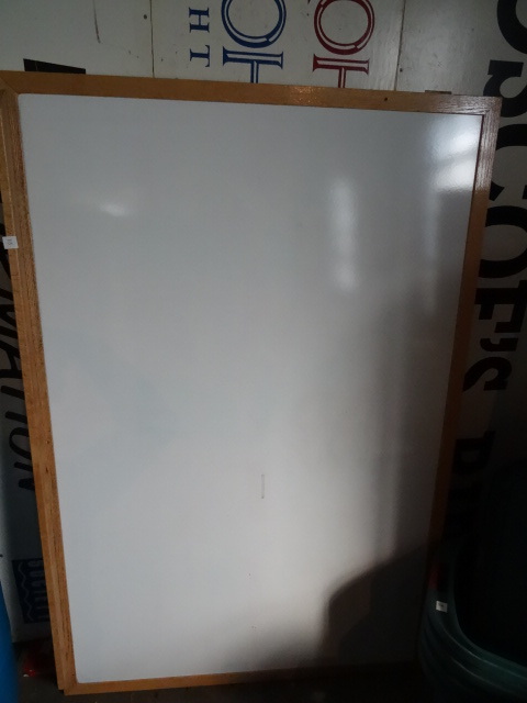 lot 115 image: White Board