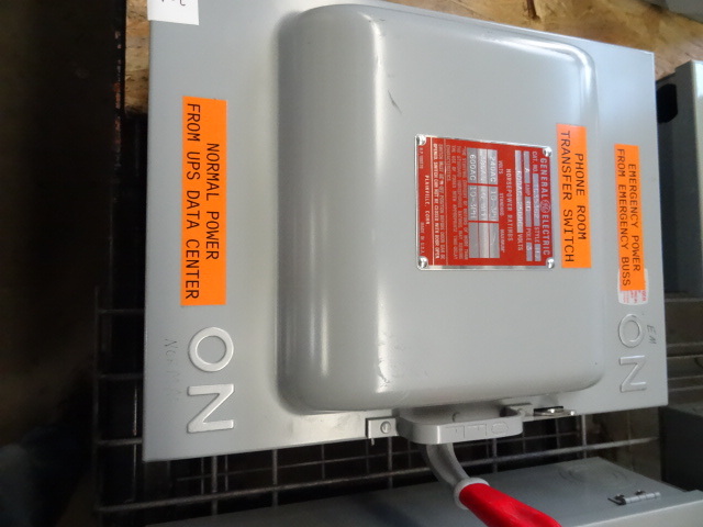 lot 201 image: Transfer Switch