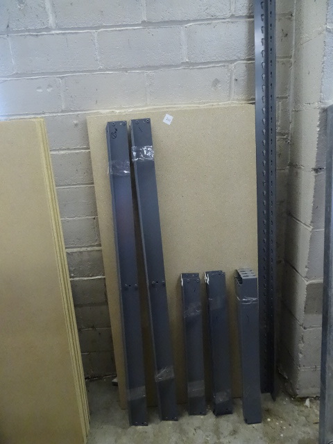 lot 210 image: Shelving Unit