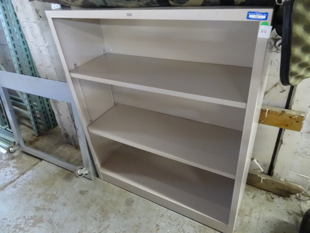 lot 214 image: Book Shelf